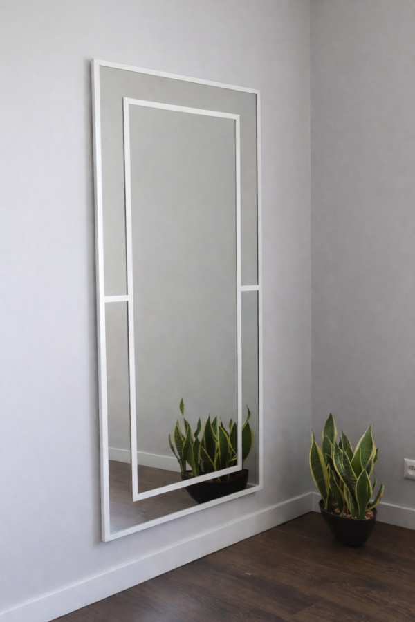 lustro loftowe w aluminiowej ramie